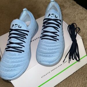 APL Techbloom Wave Sneakers